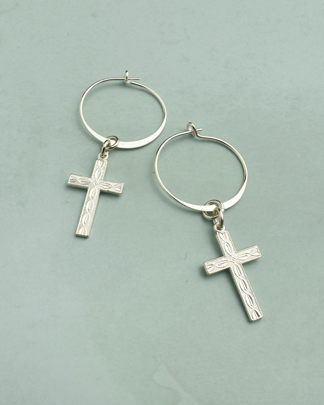 Cross Charm - Silver Plated (18pcs)